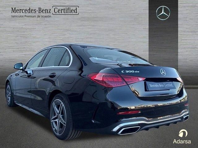 Usado Mercedes C300e AMG line 313 CV (230 kW) 2025 Negro Berlina