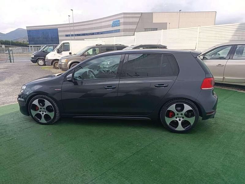 Usado VW Golf VI GTI 211 CV (155 kW) 2010 Gris Utilitario