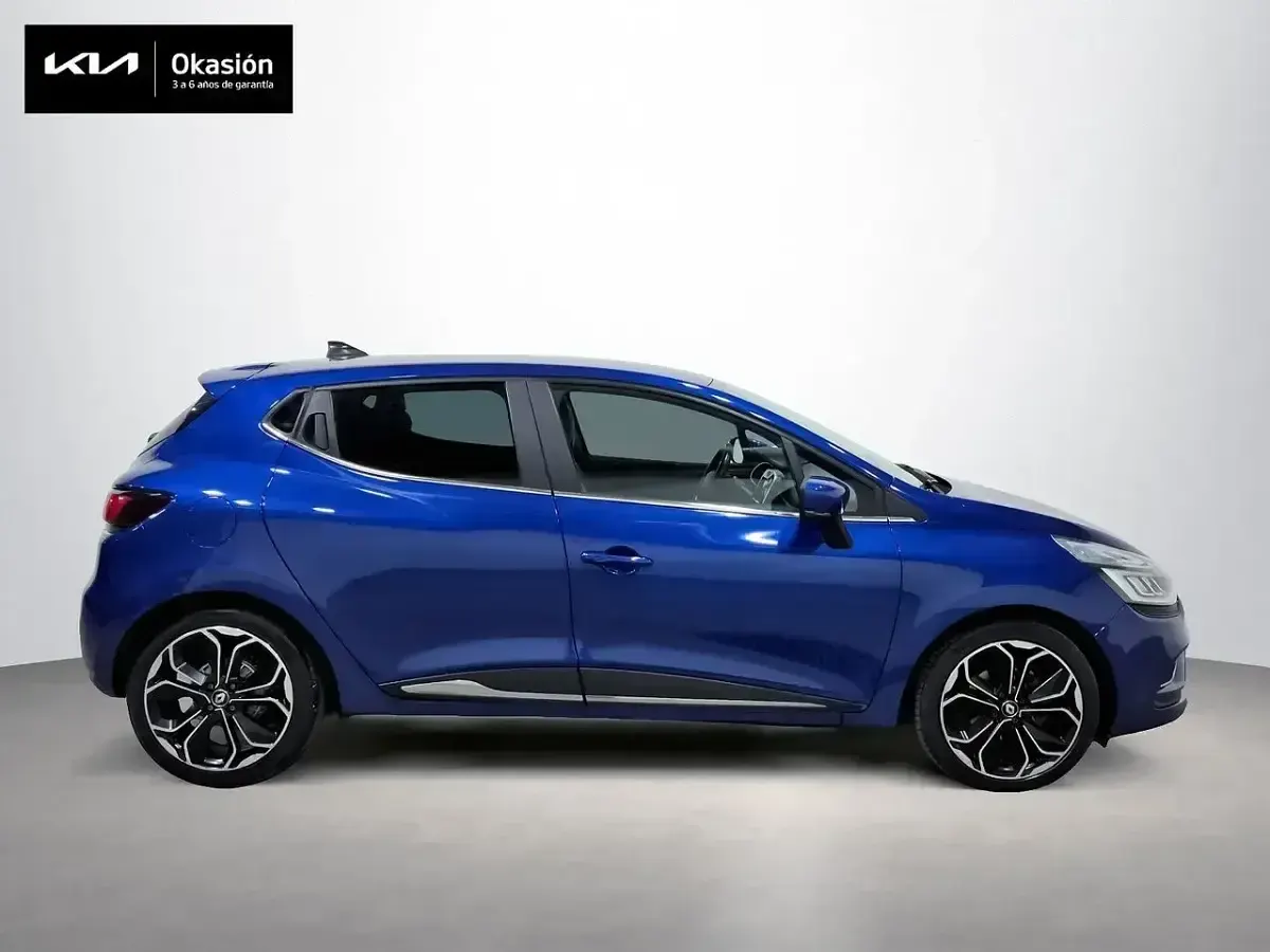 Usado Renault Clio Zen 90 CV (66 kW) 2019 Azul