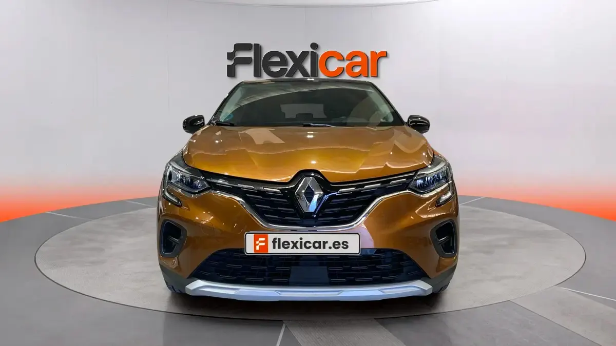 Usado Renault Captur Zen 90 CV (66 kW) 2020 Naranja SUV