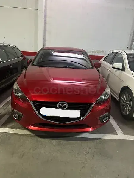 Usado Mazda 3 105 CV (77 kW) 2017 Rojo Berlina