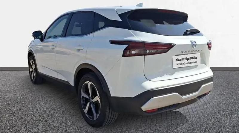 Usado Nissan Qashqai N-Connecta 158 CV (116 kW) 2022 Sapporo white (sólido) SUV