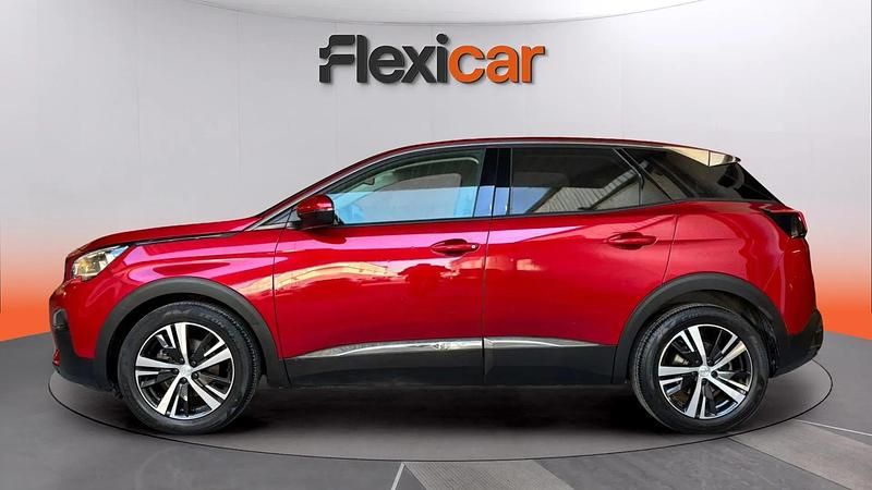 Usado Peugeot 3008 Allure 131 CV (96 kW) 2019 Granate SUV