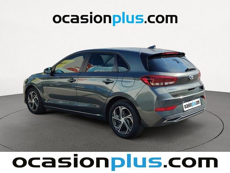 Usado Hyundai i30 120 CV (88 kW) 2022 Gris Utilitario