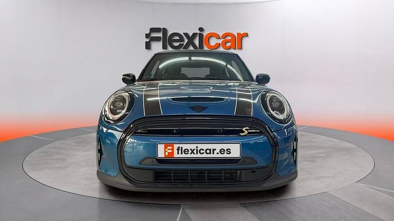 Usado Mini Cooper SE 135 kW (184 CV) 2022 Azul Utilitario