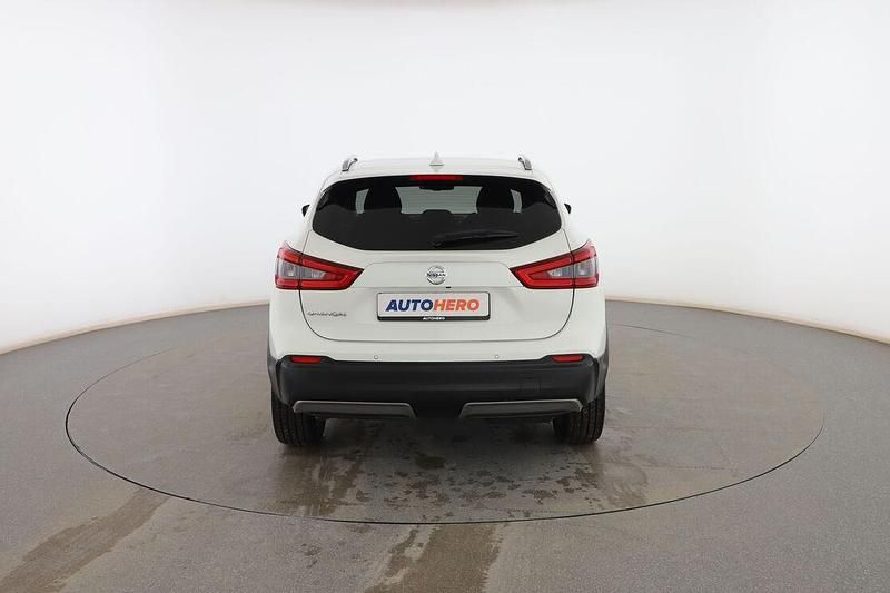 Usado Nissan Qashqai N-Connecta 116 CV (85 kW) 2019 Blanco SUV