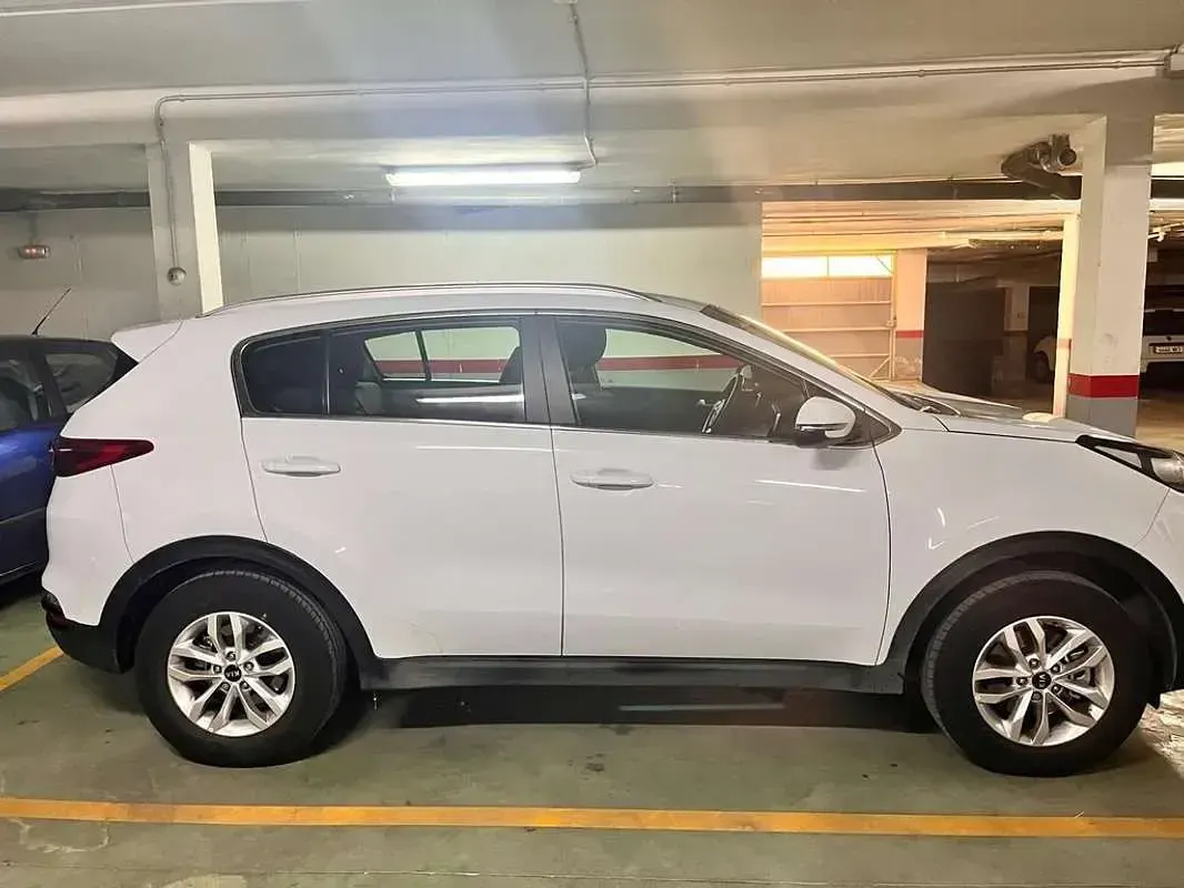 Usado Kia Sportage 132 CV (97 kW) 2021 Blanco SUV