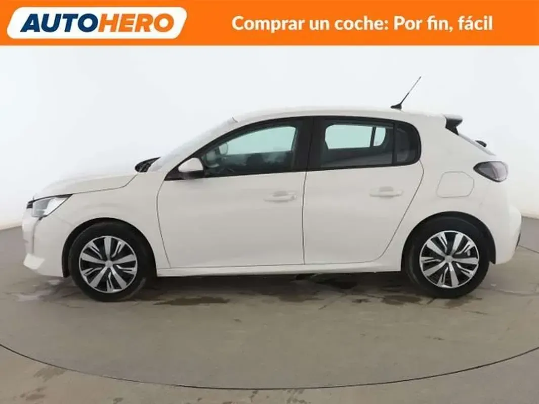 Usado Peugeot 208 Active 102 CV (75 kW) 2019 Blanco Utilitario