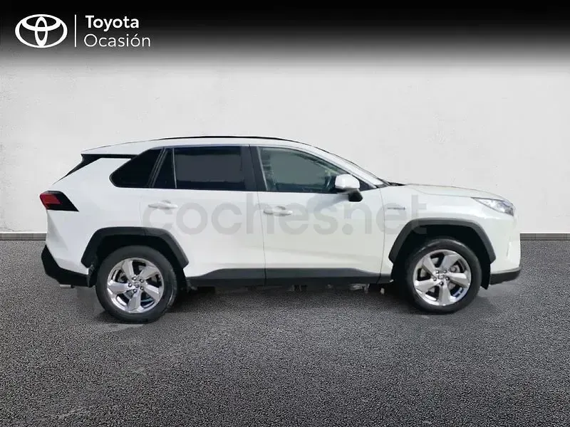 Usado Toyota RAV4 Hybrid Advance 218 CV (160 kW) 2021 Blanco SUV