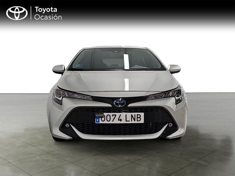 Usado Toyota Corolla Active 122 CV (89 kW) 2021 Plata