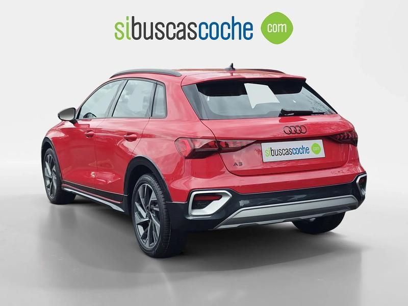Usado Audi A3 Advanced Plus 150 CV (110 kW) 2025 Rojo
