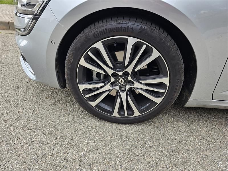 Usado Renault Talisman Initiale 200 CV (147 kW) 2021 Gris / plata Berlina