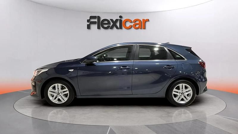 Usado Kia Ceed 140 CV (102 kW) 2020 Azul Utilitario