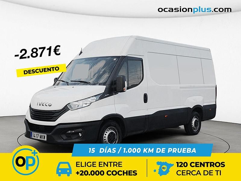 Blanco Usado 2023 Iveco Daily Berlina | 27.300 € (Precio justo) - Imagen 1/4