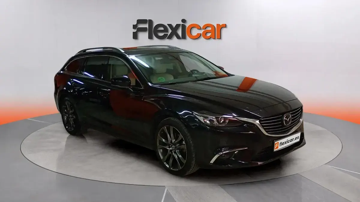 Begagnad Mazda 6 Luxury 150 HK (110 kW) 2018 Kombi