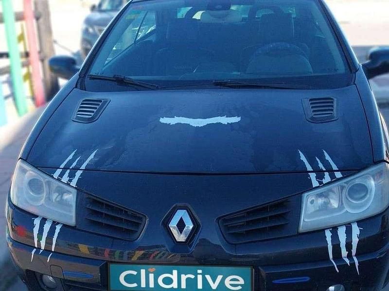 Usado Renault Mégane Cabriolet Dynamique 131 CV (96 kW) 2006 Negro Descapotable