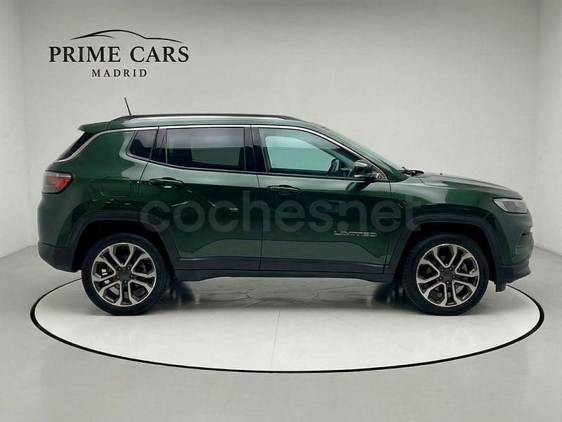 Usado Jeep Compass Limited 190 CV (139 kW) 2021 Verde SUV