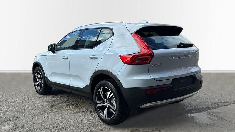 Ny Volvo XC40 Core 163 HK (119 kW) 2026 Otro SUV
