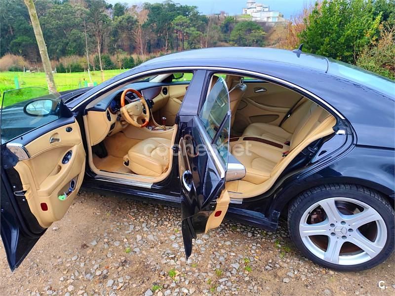 Azul Usado 2006 Mercedes CLS320 Berlina | 12.999 € - Imagen 1/4