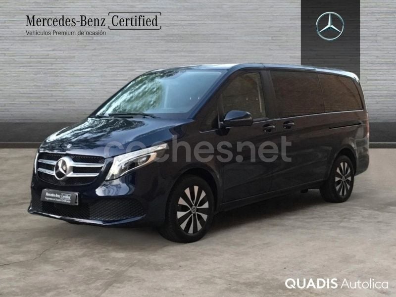 Negro Usado 2022 Mercedes V220 Monovolumen | 53.975 € (Un poco caro) - Imagen 1/4