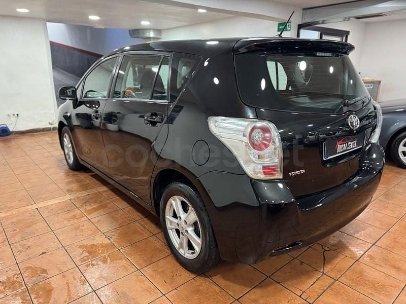 Usado Toyota Verso Live 126 CV (92 kW) 2010 Negro Monovolumen