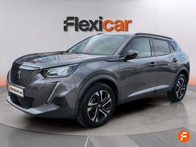 Usado Peugeot 2008 Allure 130 CV (95 kW) 2023 Gris SUV