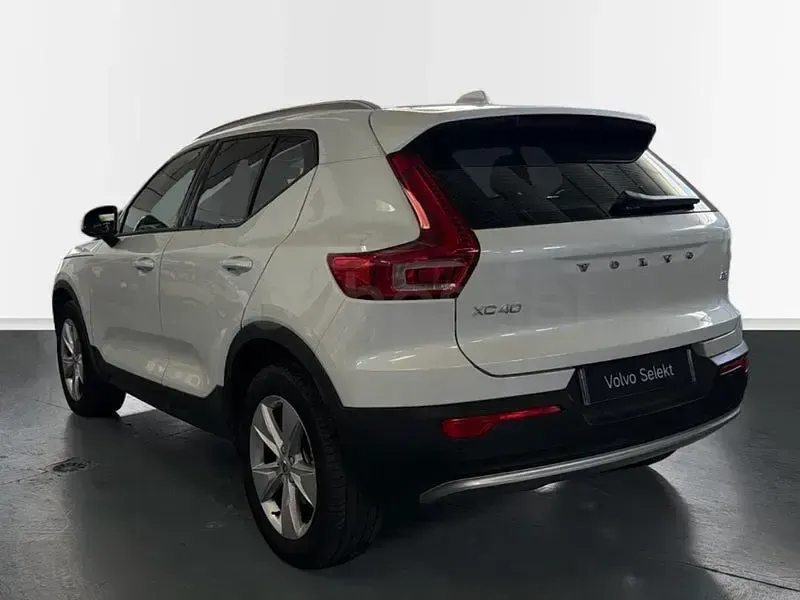 Usado Volvo XC40 Core 163 CV (119 kW) 2025 Blanco SUV