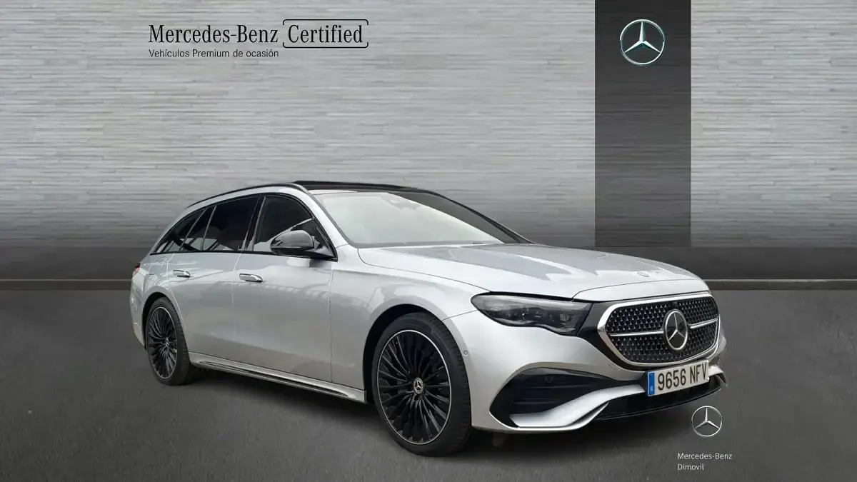 Usado Mercedes E450 AMG line 367 CV (269 kW) 2025 Plata hightech Familiar