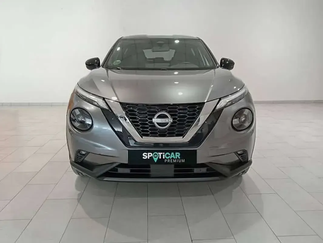 Usado Nissan Juke N-Connecta 114 CV (83 kW) 2025 Gris SUV