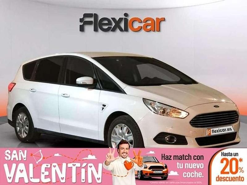 Usado Ford S-MAX Trend 159 CV (116 kW) 2017 Blanco Monovolumen
