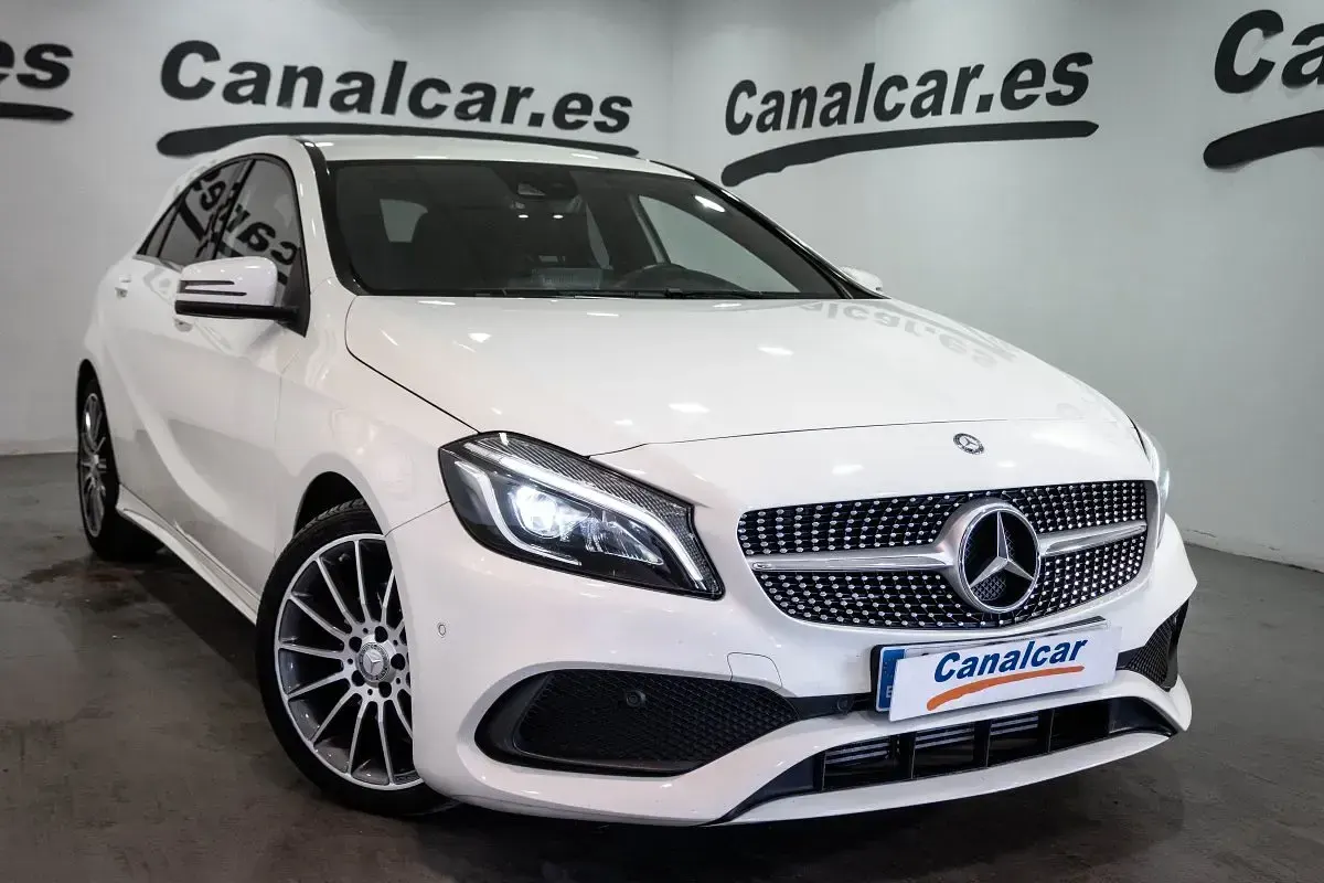 Usado Mercedes A200 136 CV (100 kW) 2017 Blanco Berlina