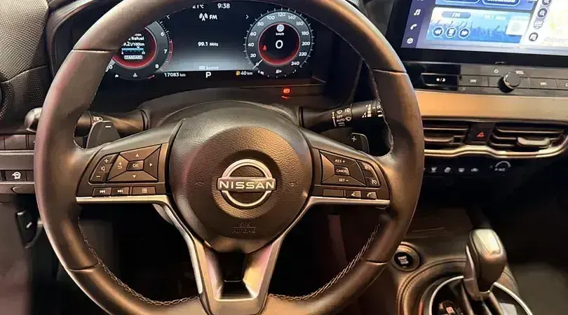 Usado Nissan Juke N-Connecta 114 CV (83 kW) 2025 Kori white metalizado techo fuji sunset SUV