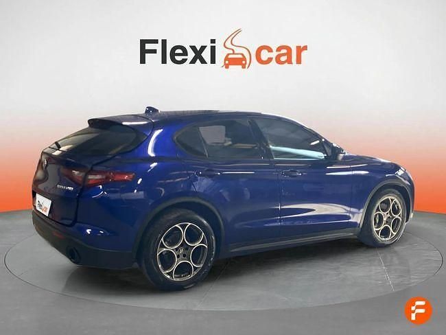 Usado Alfa Romeo Stelvio Sprint 160 CV (117 kW) 2022 Azul SUV