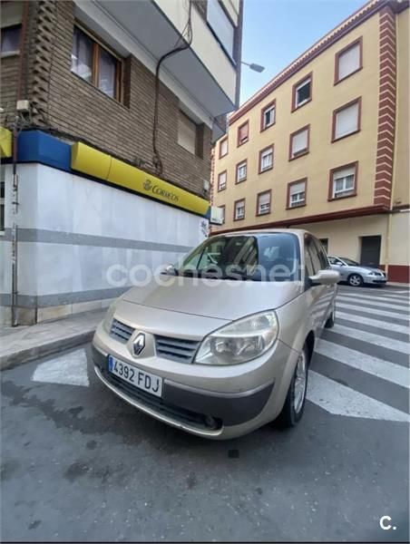 Beige Usado 2006 Renault Scénic II Exception Monovolumen | 3000 € (Precio justo) - Imagen 1/3