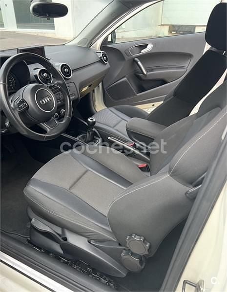 Usado Audi A1 Ambition 105 CV (77 kW) 2012 Blanco Utilitario