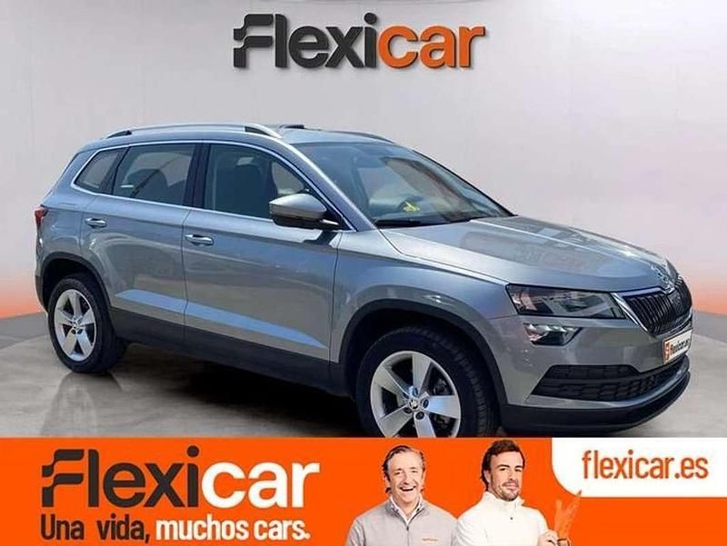 Gris Usado 2021 Skoda Karoq Ambition SUV | 19.990 € (Super precio) - Imagen 1/4