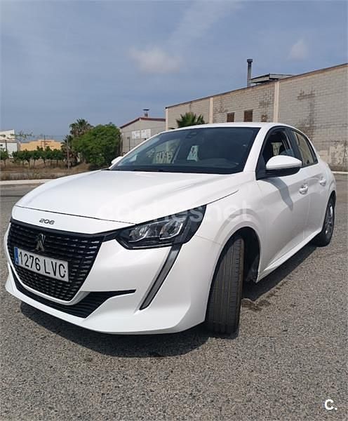 Usado Peugeot 208 Style 100 CV (73 kW) 2021 Blanco Utilitario