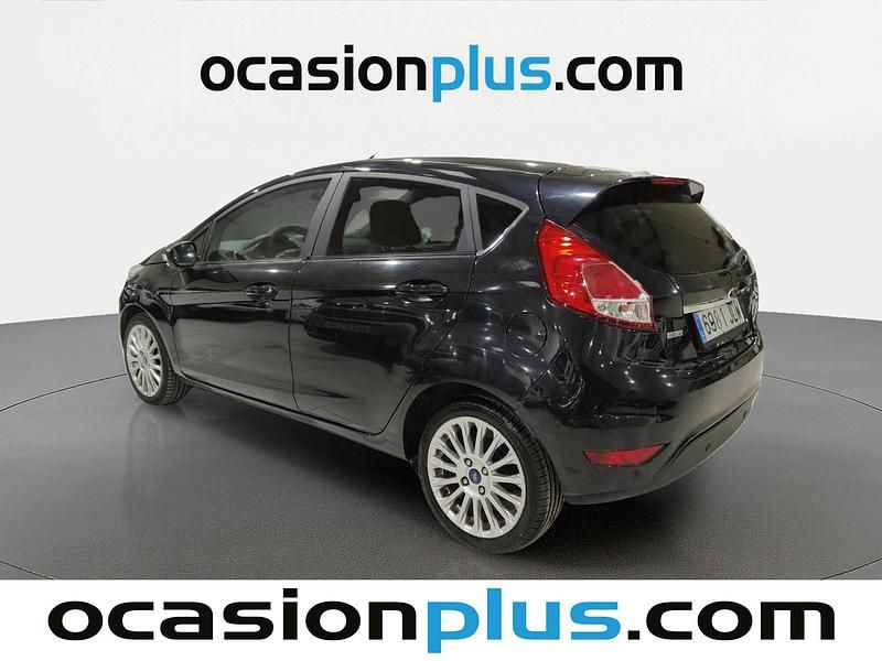 Usado Ford Fiesta Titanium 101 CV (74 kW) 2015 Negro Utilitario