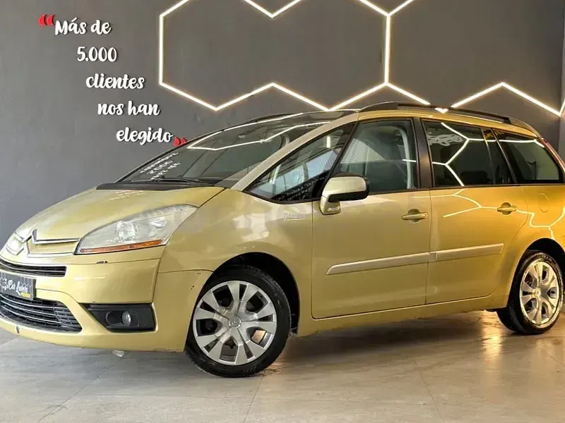 Usado Citroën Grand C4 Picasso Exclusive 110 CV (80 kW) 2007 Beige Monovolumen