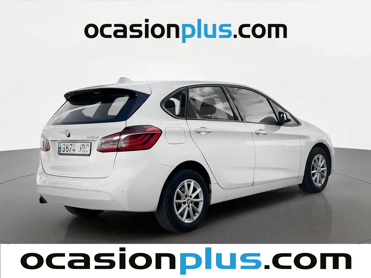 Käytetty BMW 218 Active Tourer 150 HP (110 kW) 2016 Valkoinen Tila-auto