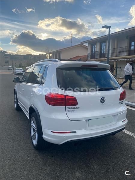 Usado VW Tiguan R-line 140 CV (102 kW) 2012 Blanco SUV
