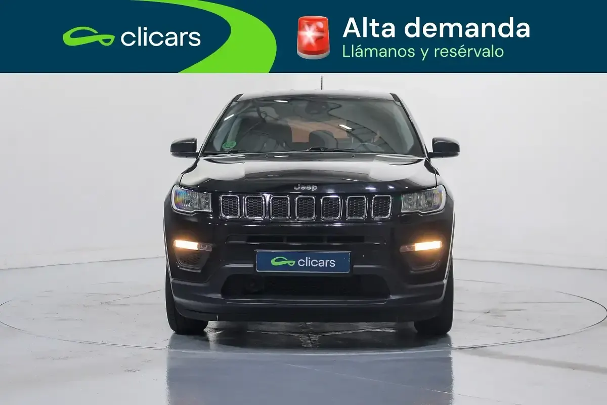 Usado Jeep Compass Sport 140 CV (102 kW) 2018 Negro SUV