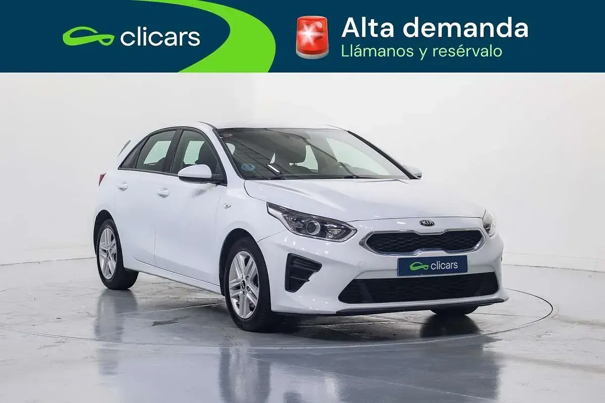 Usado Kia Ceed 101 CV (74 kW) 2021 Blanco Utilitario