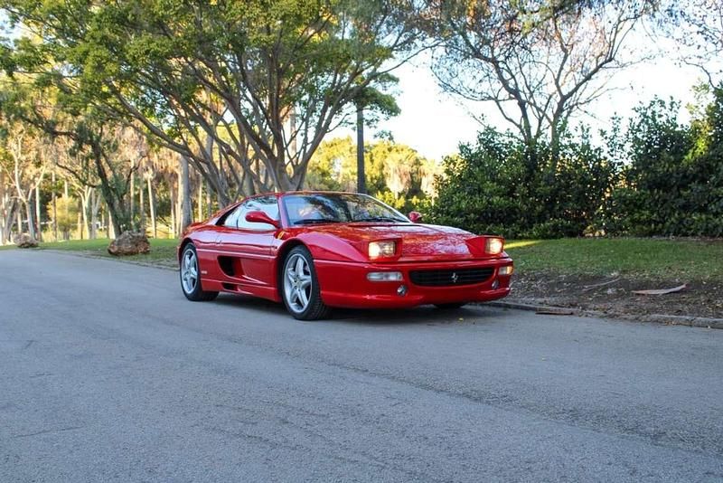Usado Ferrari F355 380 CV (279 kW) 1997 Rojo Coupe