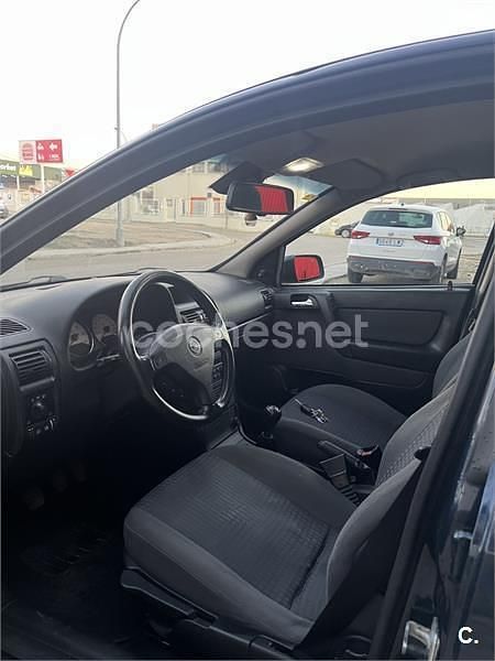 Usado Opel Astra Elegance 100 CV (73 kW) 2002 Azul Berlina