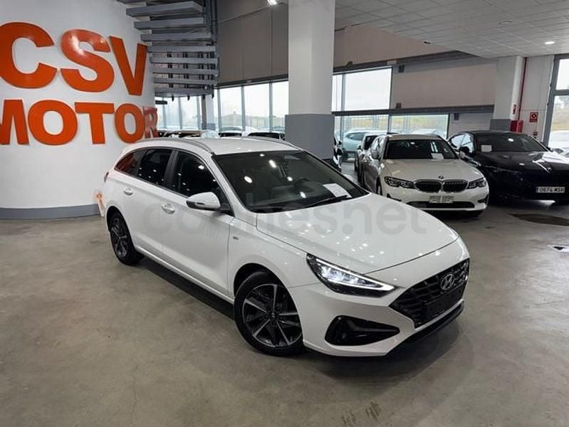 Usado Hyundai i30 N Line 100 CV (73 kW) 2024 Blanco Berlina