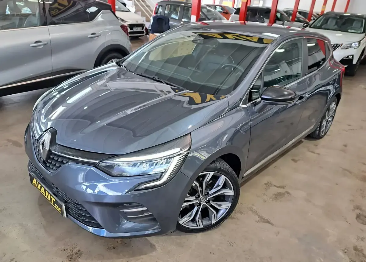 Usado Renault Clio Zen 140 CV (102 kW) 2021 Azul Utilitario