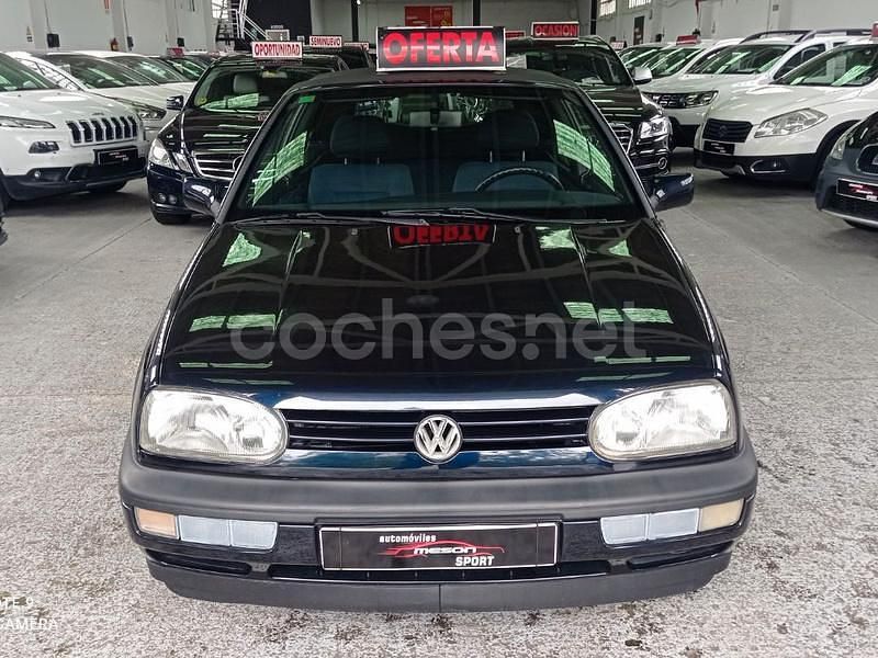 Usado VW Golf Cabriolet 115 CV (84 kW) 1995 Negro Descapotable