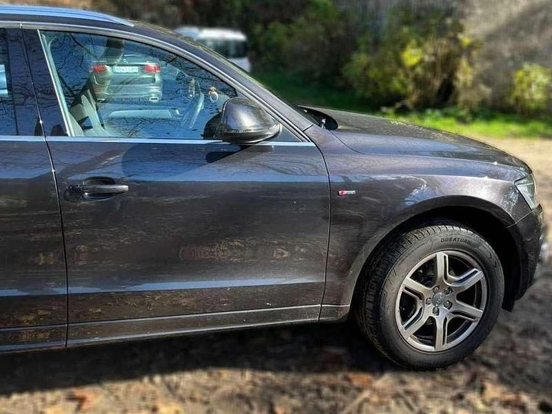 Begagnad Audi Q5 Premium 177 HK (130 kW) 2012 Svart SUV