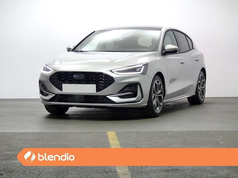 Usado Ford Focus ST-Line X 125 CV (91 kW) 2023 Plata Utilitario